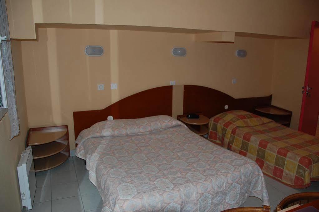 Hotel Louvre Vincenette Lourdes Exterior photo